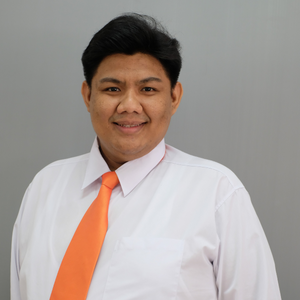 อาจารย์สายันต์ น้อยใหญ่